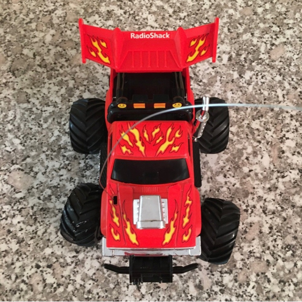 RadioShack RC truck off road WildFire radio control red plastic racer 60 4178 - Picture 7 of 13